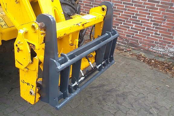 Teleskoplader auf Euro - JCB
