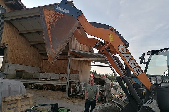 Radlader auf Euro - Volvo L 30